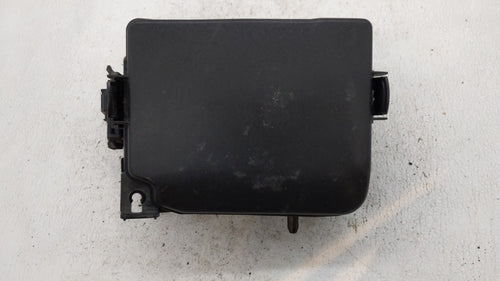 2014-2015 Kia Rondo Fusebox Fuse Box Panel Relay Module P/N:N91210-A4326 Fits 2014 2015 OEM Used Auto Parts