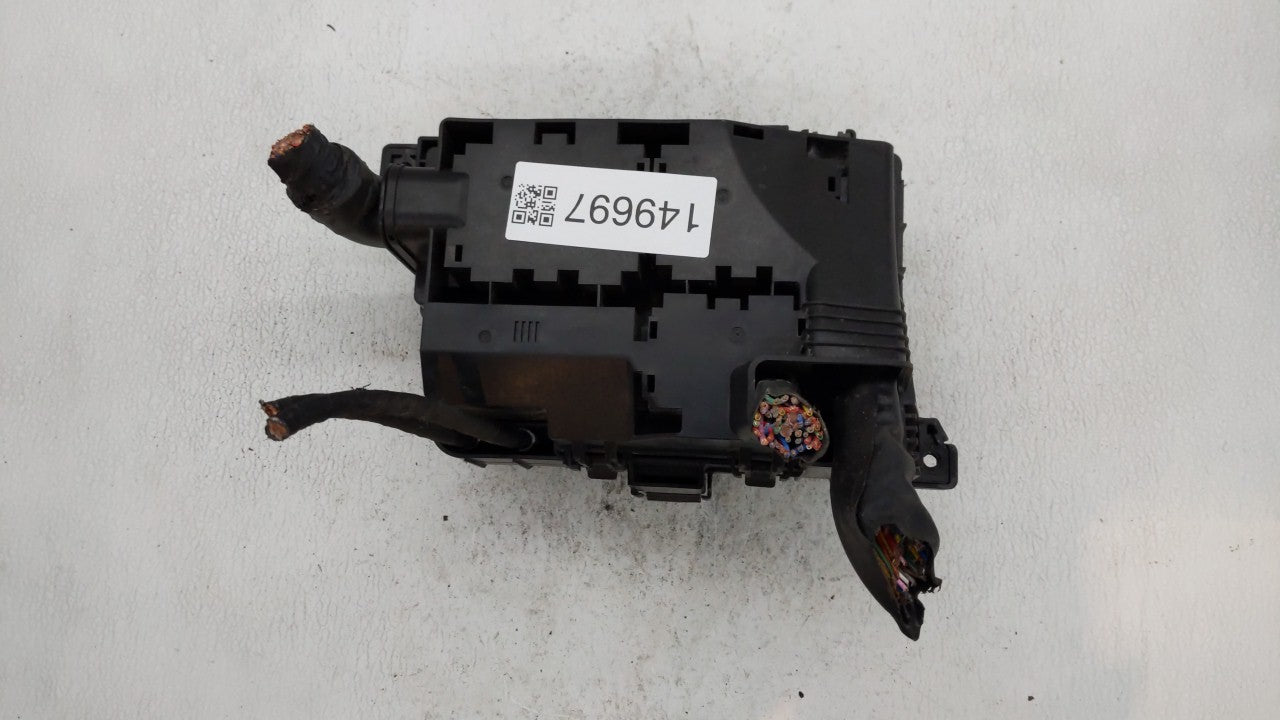 2007-2012 Kia Rondo Fusebox Fuse Box Panel Relay Module Fits 2007 2008 2009 2010 2011 2012 OEM Used Auto Parts - Oemusedautoparts1.com