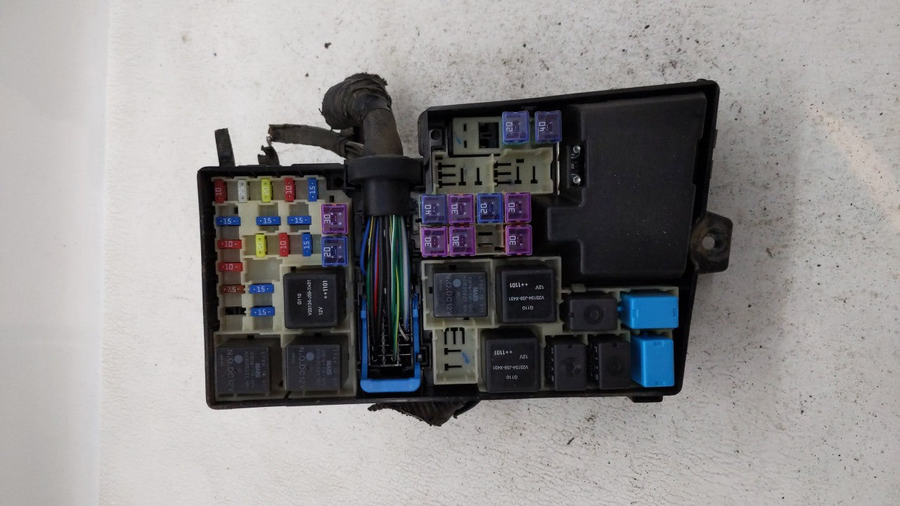 2010-2012 Mazda Cx-7 Fusebox Fuse Box Panel Relay Module P/N:EG21-66767 Fits 2010 2011 2012 OEM Used Auto Parts - Oemusedautoparts1.com