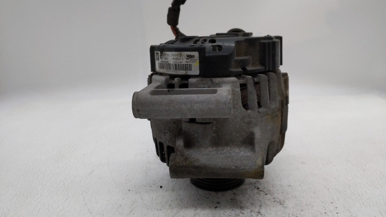 2010-2017 Chevrolet Equinox Alternator Replacement Generator Charging Assembly Engine OEM P/N:13588328 13500315 Fits OEM Used Auto Parts - Oemusedautoparts1.com