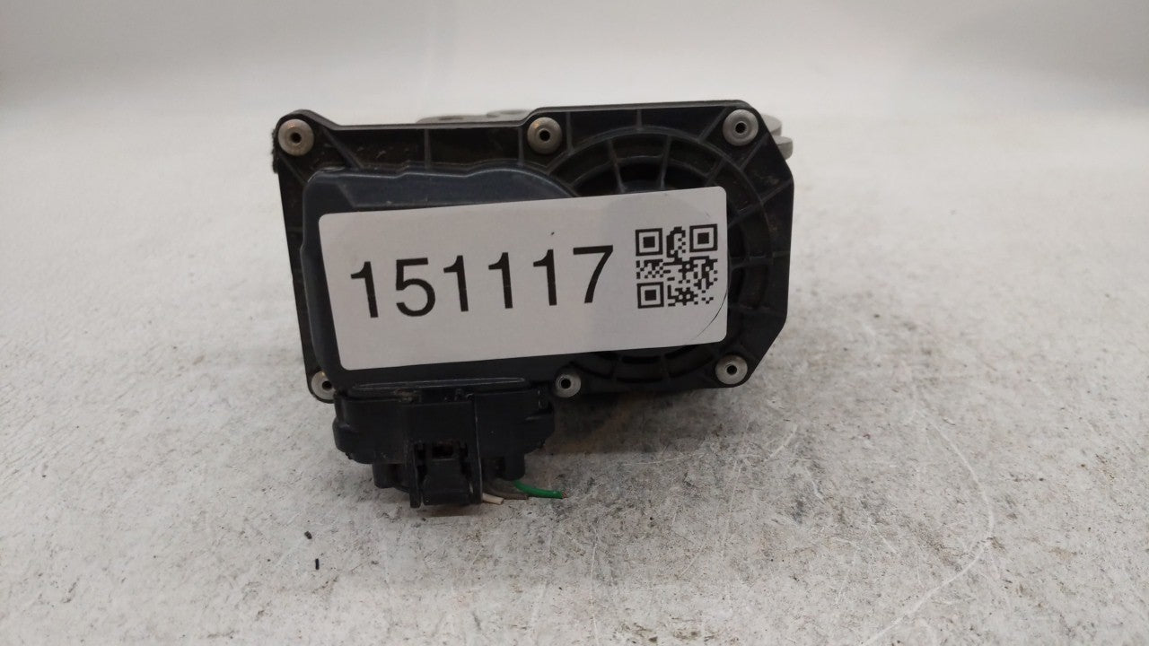 2013-2018 Hyundai Santa Fe Throttle Body P/N:35100-3CAA0 Fits 2012 2013 2014 2015 2016 2017 2018 OEM Used Auto Parts - Oemusedautoparts1.com