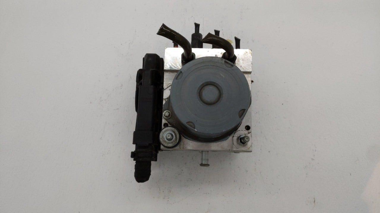 2011-2013 Hyundai Sonata ABS Pump Control Module Replacement P/N:58920-3Q500 Fits 2011 2012 2013 OEM Used Auto Parts - Oemusedautoparts1.com