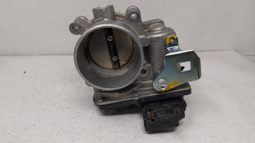 2012-2014 Mazda 3 Throttle Body P/N:13 640 A Fits 2012 2013 2014 OEM Used Auto Parts