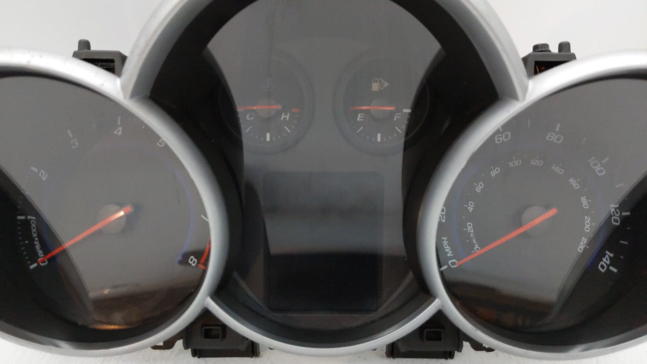 2013-2014 Chevrolet Cruze Instrument Cluster Speedometer Gauges P/N:95129378 Fits 2013 2014 OEM Used Auto Parts - Oemusedautoparts1.com