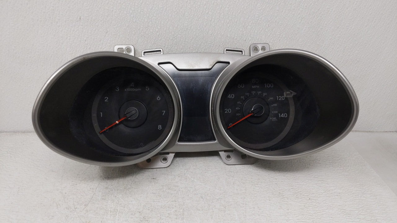 2016-2017 Hyundai Veloster Instrument Cluster Speedometer Gauges P/N:94031-2V201 94031-2V201RDR Fits 2016 2017 OEM Used Auto Parts - Oemusedautoparts1.com