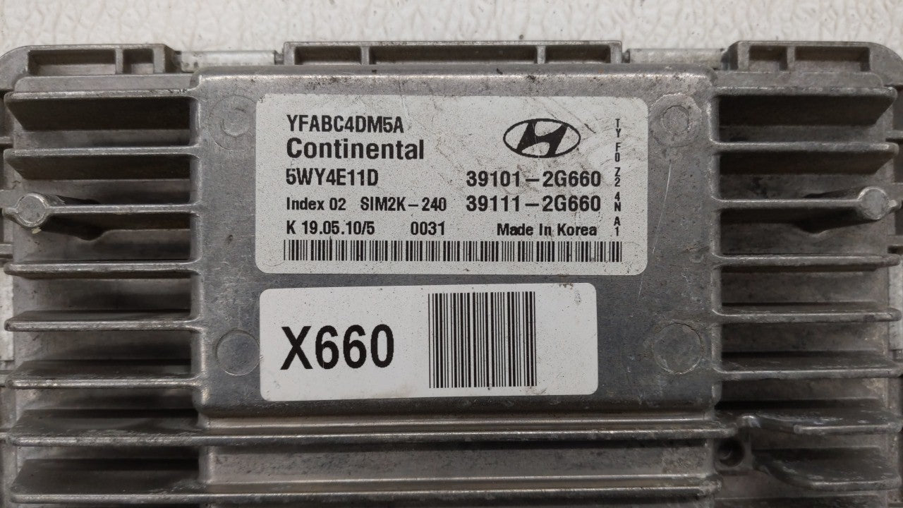 2011-2014 Hyundai Sonata PCM Engine Computer ECU ECM PCU OEM P/N:39101-2G661 39111-2G661 Fits 2011 2012 2013 2014 OEM Used Auto Parts - Oemusedautoparts1.com