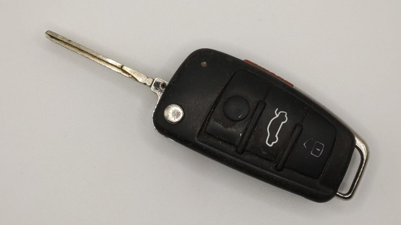 Audi A3 Tt Keyless Entry Remote Fob Nbg009272t 8p0 837 220 E 4 Buttons - Oemusedautoparts1.com