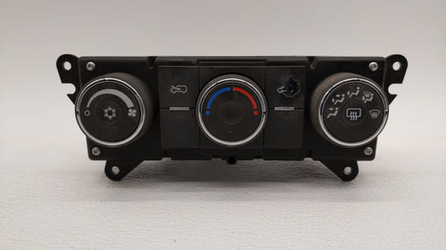 2007-2009 Chevrolet Equinox Climate Control Module Temperature AC/Heater Replacement P/N:25833287 36885633 Fits 2007 2008 2009 OEM Used Auto Parts