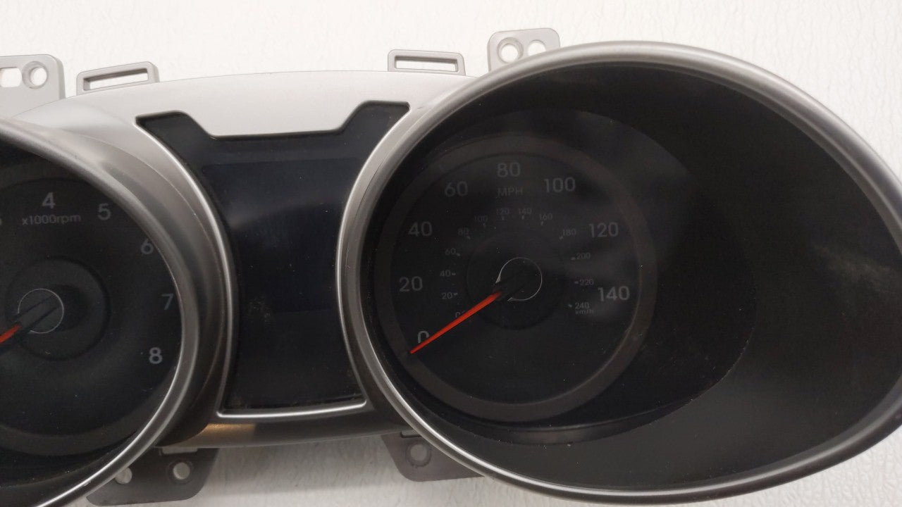 2016-2017 Hyundai Veloster Instrument Cluster Speedometer Gauges P/N:94031-2V240 94031-2V240RDR Fits 2016 2017 OEM Used Auto Parts - Oemusedautoparts1.com