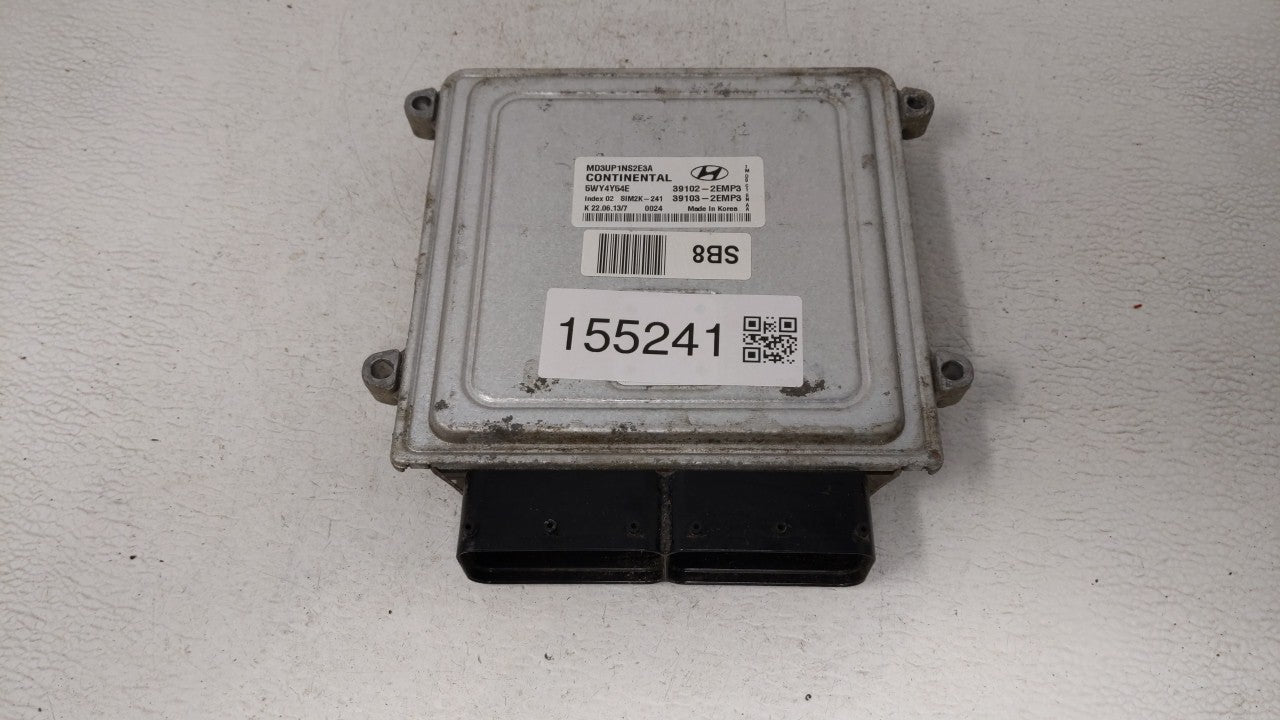 2011-2013 Hyundai Elantra PCM Engine Computer ECU ECM PCU OEM P/N:39102-2EMP2 39102-2EMP3 Fits 2011 2012 2013 OEM Used Auto Parts - Oemusedautoparts1.com