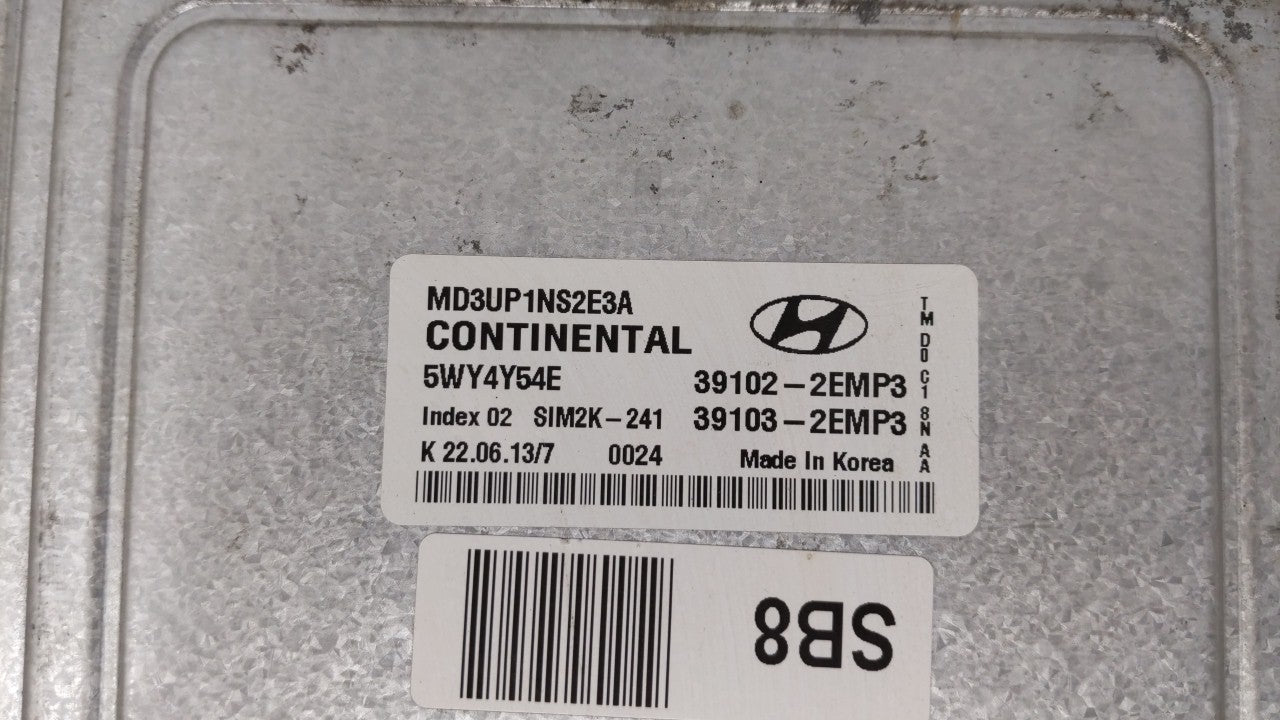 2011-2013 Hyundai Elantra PCM Engine Computer ECU ECM PCU OEM P/N:39102-2EMP2 39102-2EMP3 Fits 2011 2012 2013 OEM Used Auto Parts - Oemusedautoparts1.com