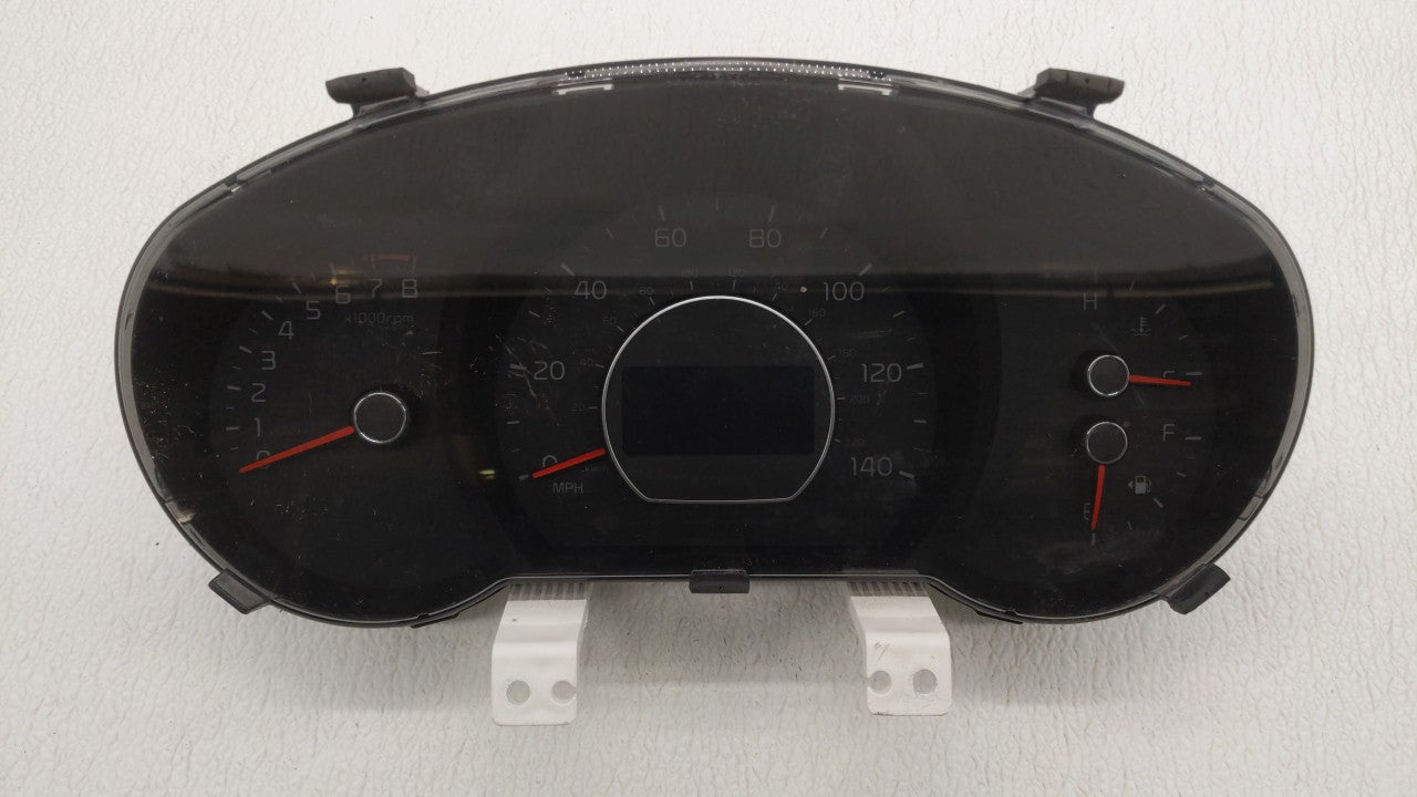 2016 Kia Soul Instrument Cluster Speedometer Gauges P/N:94006-B2600 Fits OEM Used Auto Parts - Oemusedautoparts1.com