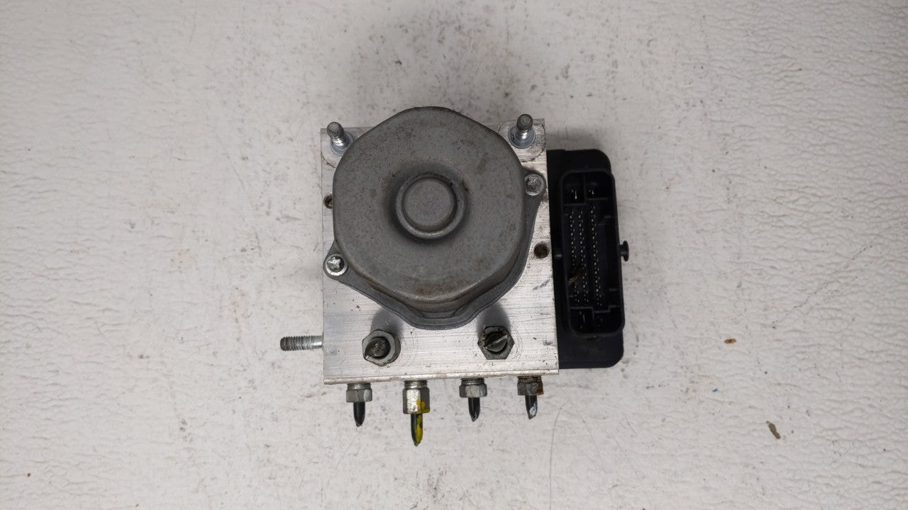 2016-2018 Nissan Sentra ABS Pump Control Module Replacement P/N:47660 4FU0C 47660 4BU0C Fits 2016 2017 2018 OEM Used Auto Parts - Oemusedautoparts1.com