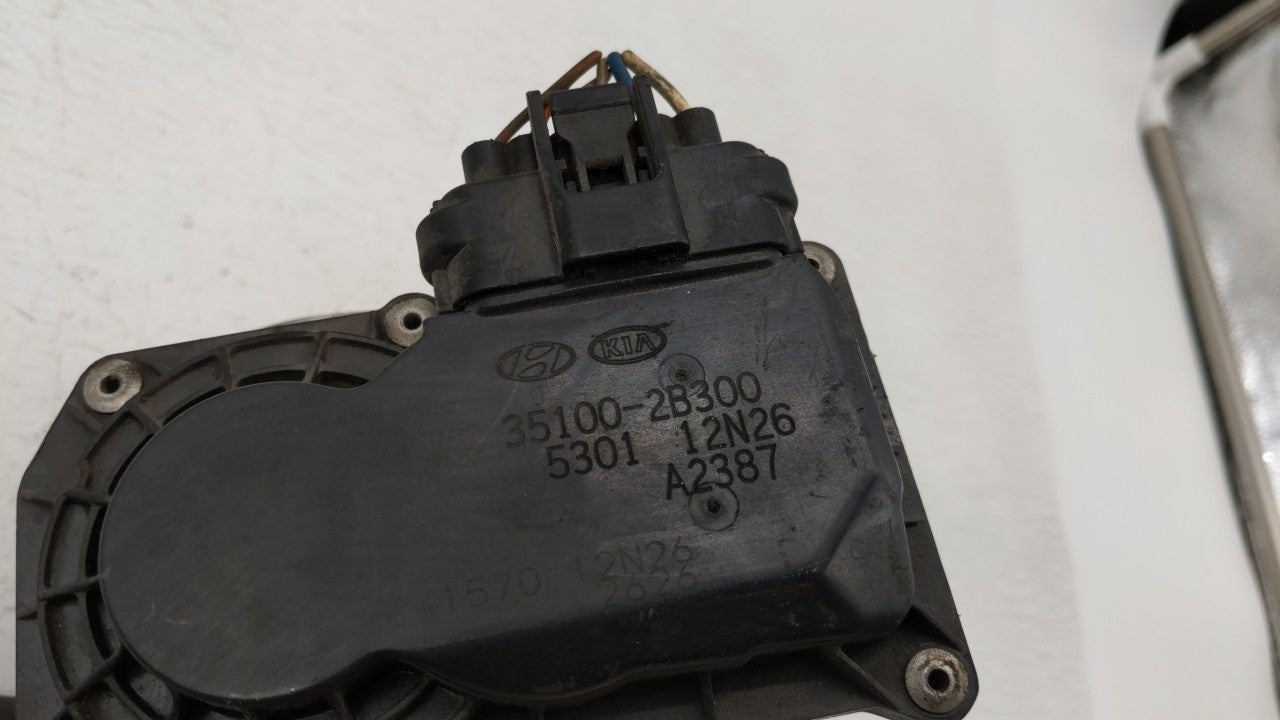 2012-2019 Kia Rio Throttle Body P/N:35100-2B300 Fits 2012 2013 2014 2015 2016 2017 2018 2019 OEM Used Auto Parts - Oemusedautoparts1.com