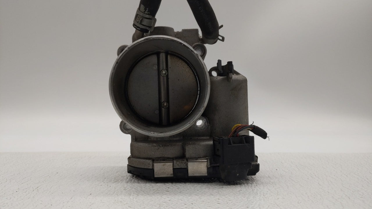 2015-2019 Hyundai Sonata Throttle Body P/N:35100-2G600 Fits 2015 2016 2017 2018 2019 OEM Used Auto Parts - Oemusedautoparts1.com