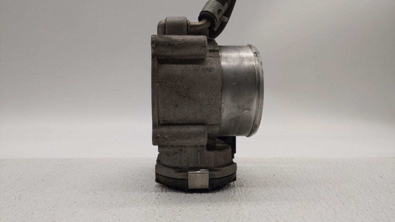 2015-2019 Hyundai Sonata Throttle Body P/N:35100-2G600 Fits 2015 2016 2017 2018 2019 OEM Used Auto Parts - Oemusedautoparts1.com