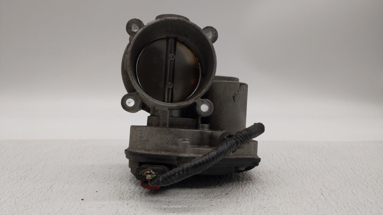 2013-2018 Ford C-Max Throttle Body P/N:DS7E-9F991-AF DS7E-9F991-AJ Fits 2013 2014 2015 2016 2017 2018 2019 2020 OEM Used Auto Parts - Oemusedautoparts1.com