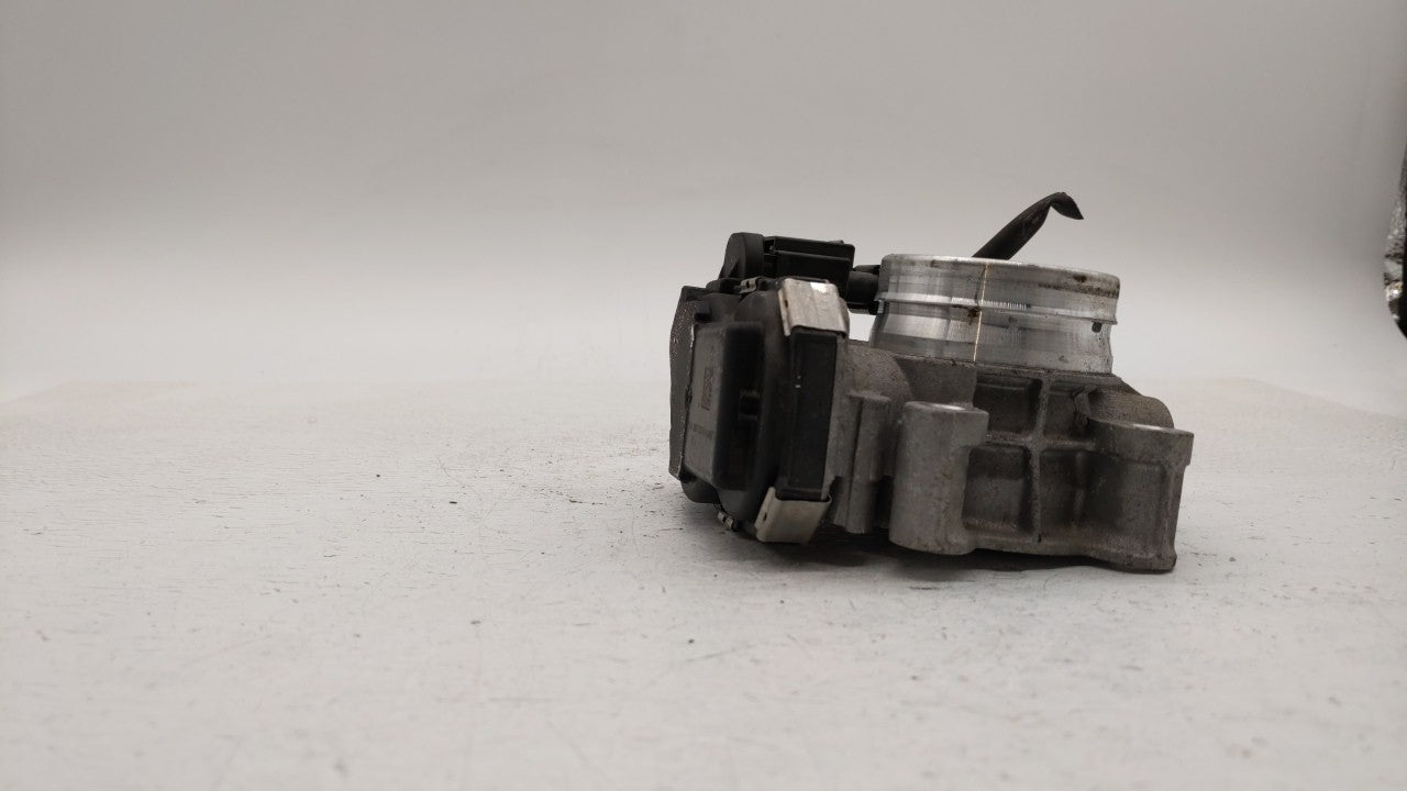 2017-2018 Chevrolet Cruze Throttle Body P/N:12671379AA Fits 2017 2018 OEM Used Auto Parts - Oemusedautoparts1.com