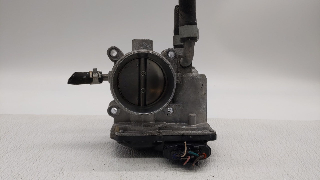 2012-2019 Hyundai Accent Throttle Body P/N:35100-2B300 Fits 2012 2013 2014 2015 2016 2017 2018 2019 OEM Used Auto Parts - Oemusedautoparts1.com