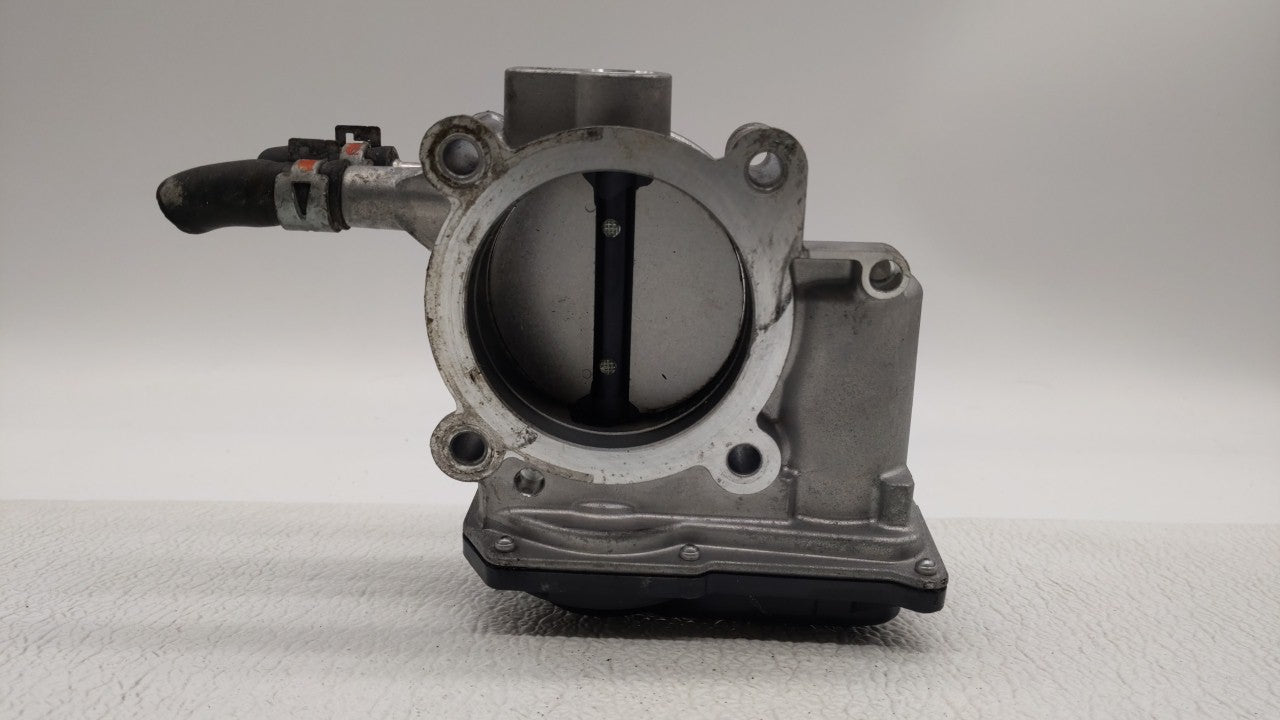 2010-2017 Toyota Camry Throttle Body P/N:22030-0V010 Fits 2009 2010 2011 2012 2013 2014 2015 2016 2017 2018 2019 OEM Used Auto Parts - Oemusedautoparts1.com