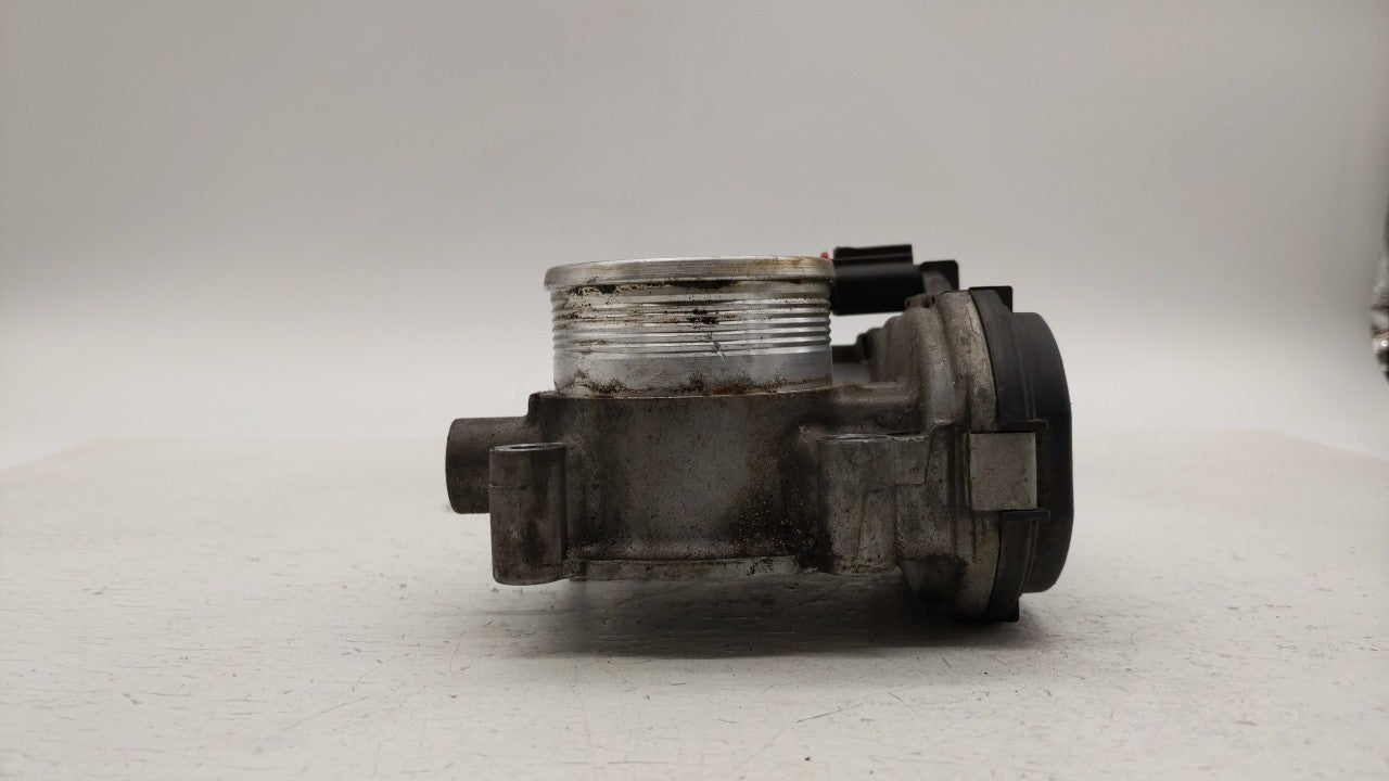 2013-2017 Ford Taurus Throttle Body P/N:CM5E 9F991 AD CM5E 9F991 AC Fits 2012 2013 2014 2015 2016 2017 OEM Used Auto Parts - Oemusedautoparts1.com