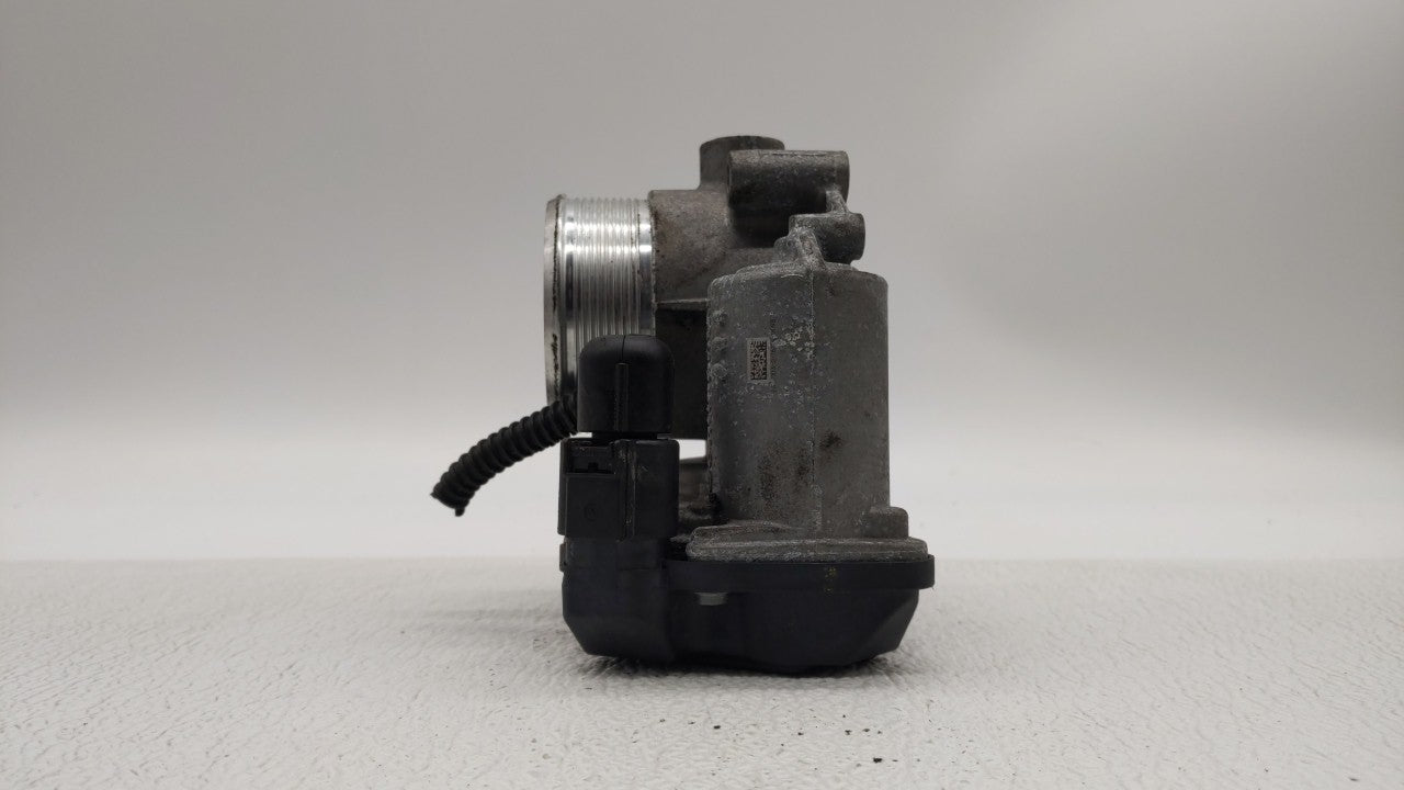 2006-2019 Volkswagen Gti Throttle Body P/N:06F 133 062 J 06F 133 062 T Fits OEM Used Auto Parts - Oemusedautoparts1.com