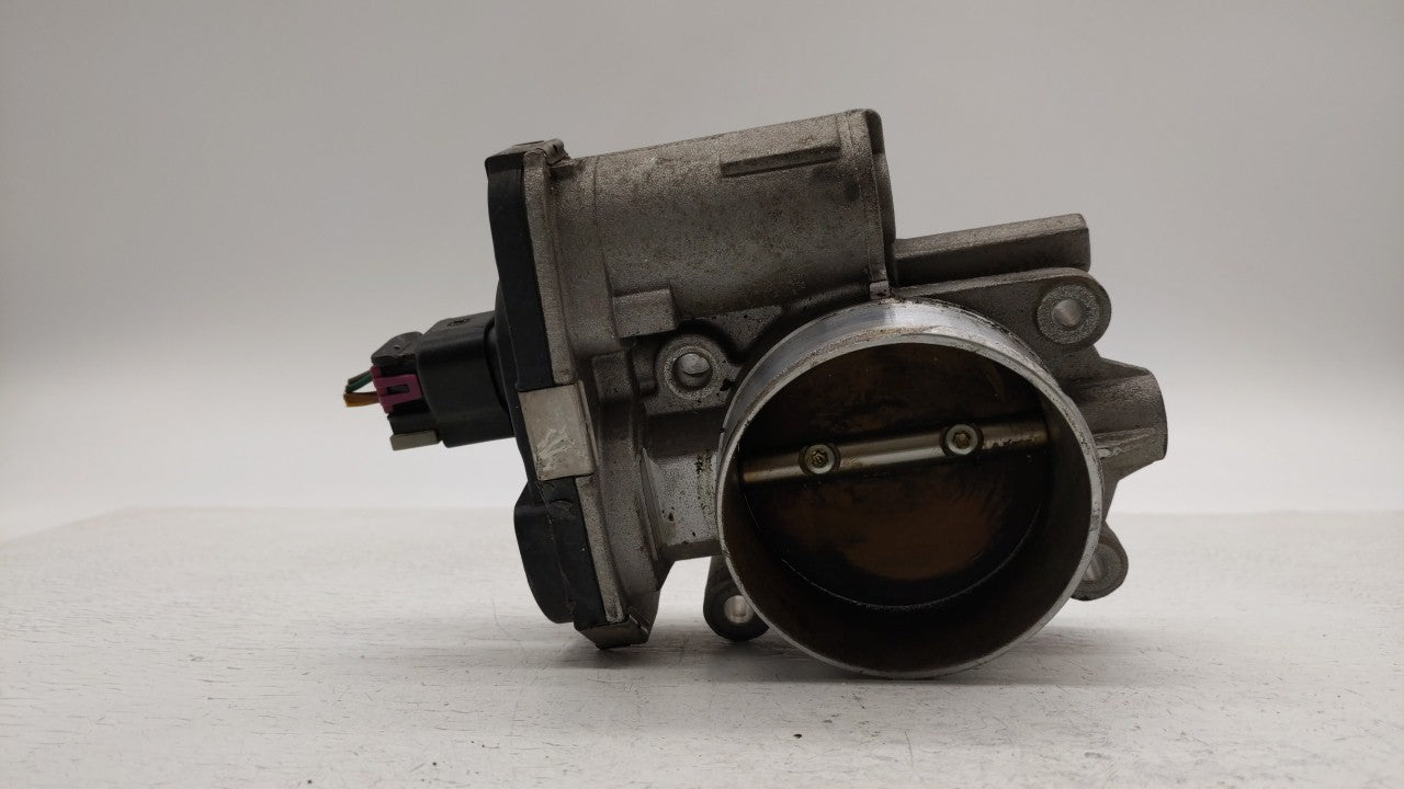 2007-2011 Gmc Acadia Throttle Body P/N:995AA Fits 2007 2008 2009 2010 2011 OEM Used Auto Parts - Oemusedautoparts1.com