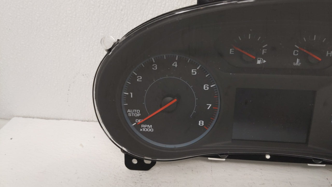 2016 Chevrolet Malibu Instrument Cluster Speedometer Gauges P/N:84057458 Fits OEM Used Auto Parts - Oemusedautoparts1.com