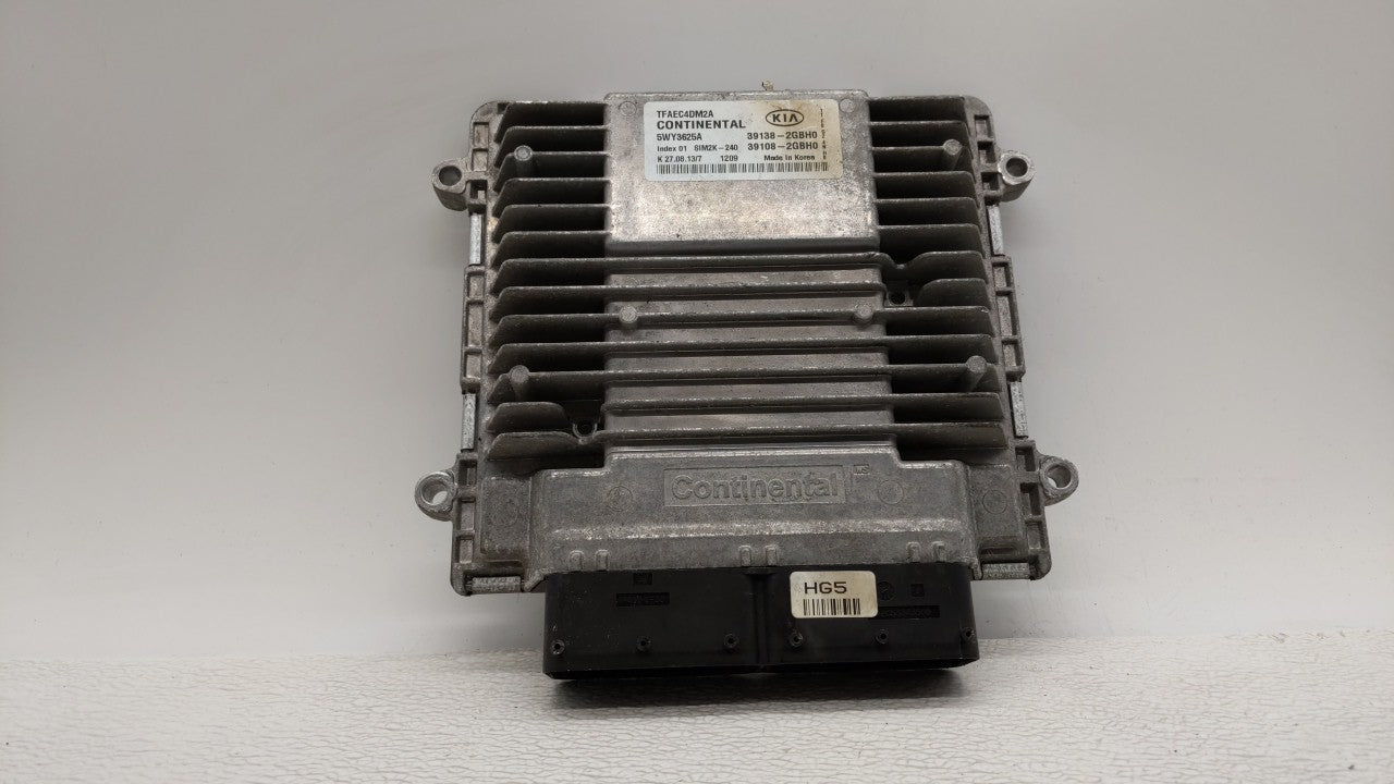 2014-2015 Kia Optima PCM Engine Computer ECU ECM PCU OEM P/N:39138-2GBH0 39108-2GBH0 Fits 2014 2015 OEM Used Auto Parts - Oemusedautoparts1.com