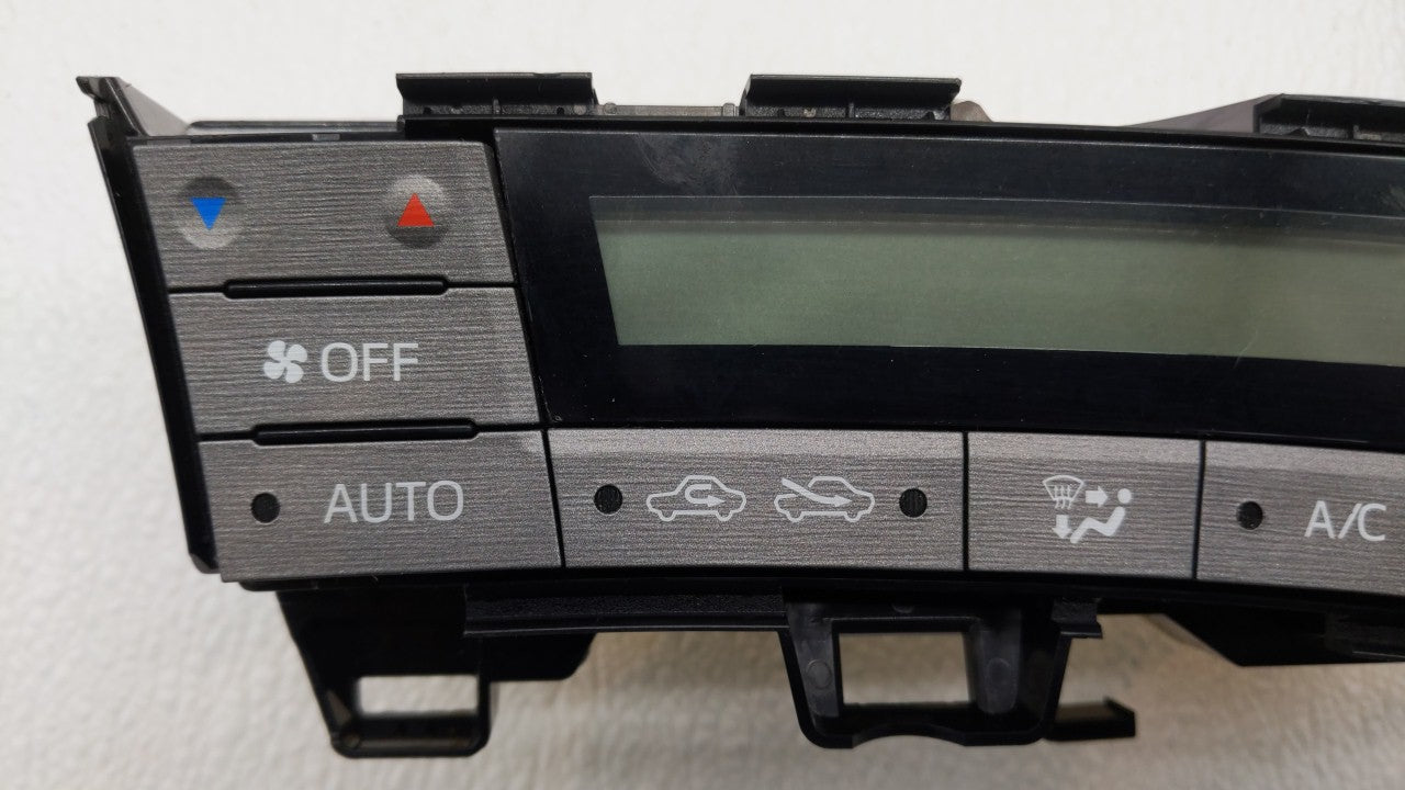 2013-2015 Toyota Prius Climate Control Module Temperature AC/Heater Replacement P/N:55900-47120 75D726 Fits 2013 2014 2015 OEM Used Auto Parts - Oemusedautoparts1.com