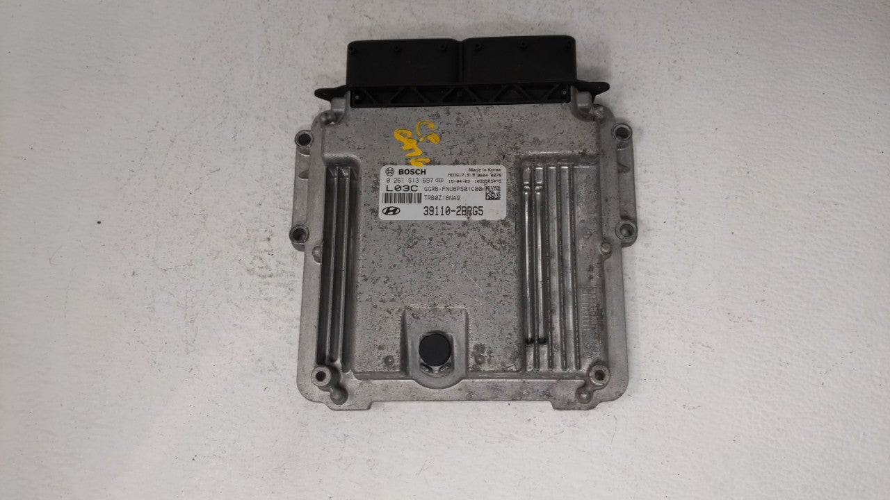 2015-2017 Hyundai Accent PCM Engine Computer ECU ECM PCU OEM P/N:39110-2BRG7 39110-2BRB5 Fits 2015 2016 2017 OEM Used Auto Parts - Oemusedautoparts1.com