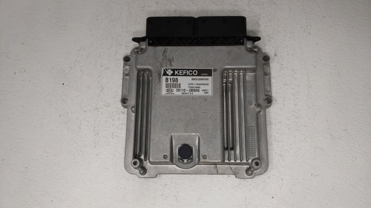 2015 Kia Soul PCM Engine Computer ECU ECM PCU OEM P/N:39101-2BSH1 39110-2BSH1 Fits OEM Used Auto Parts - Oemusedautoparts1.com