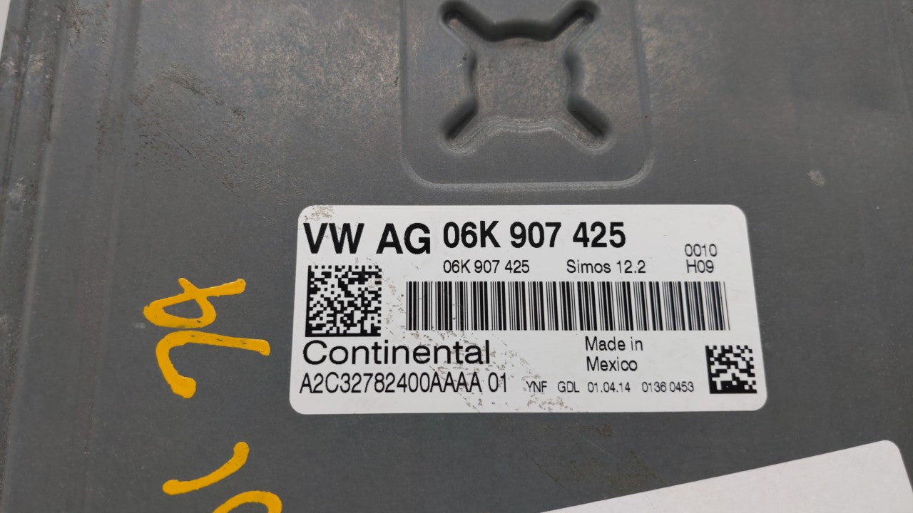 2014 Volkswagen Jetta PCM Engine Computer ECU ECM PCU OEM P/N:06K 906 070 C 06K 907 425 Fits OEM Used Auto Parts - Oemusedautoparts1.com