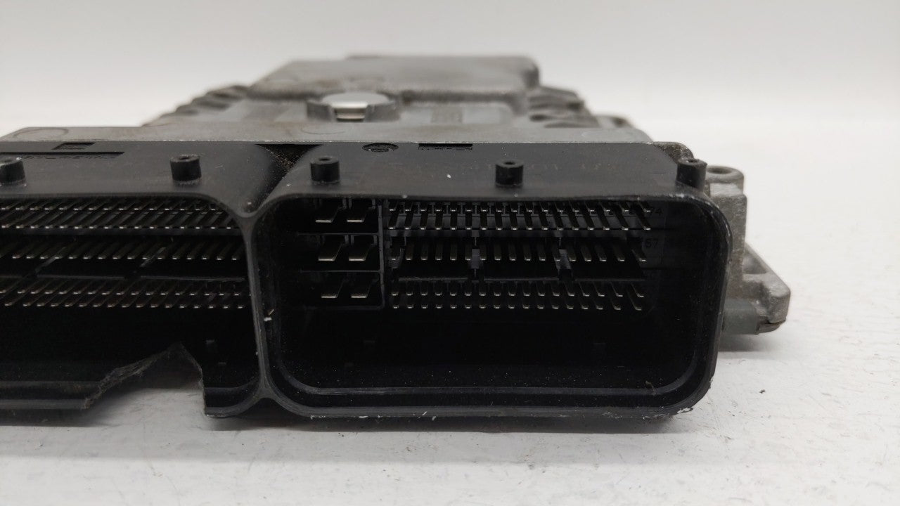 2014 Volkswagen Jetta PCM Engine Computer ECU ECM PCU OEM P/N:06K 906 070 C 06K 907 425 Fits OEM Used Auto Parts - Oemusedautoparts1.com