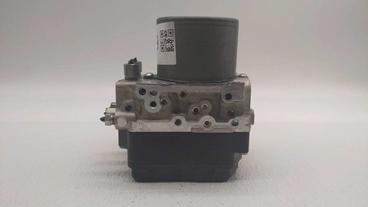 2018 Infiniti Q50 ABS Pump Control Module Replacement P/N:47660 4GU0A Fits OEM Used Auto Parts - Oemusedautoparts1.com