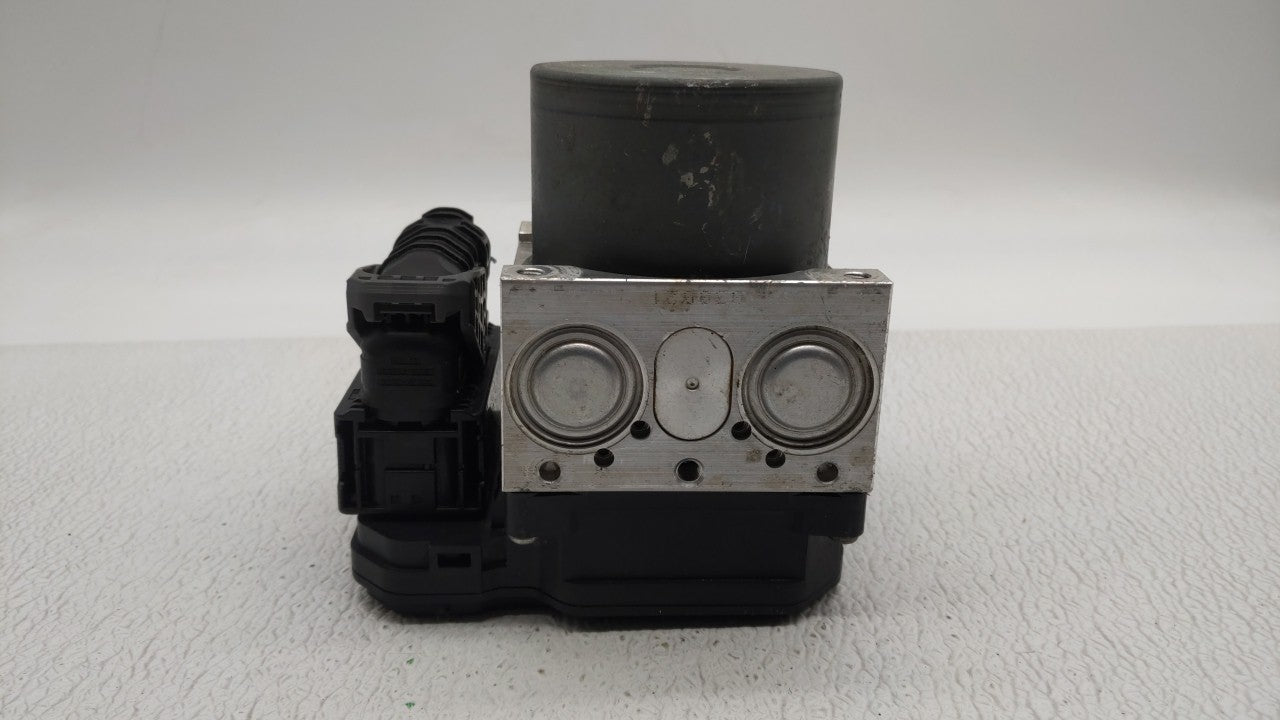 2016-2018 Nissan Maxima ABS Pump Control Module Replacement P/N:47660 4RB0B 47660 4RB0A Fits 2016 2017 2018 OEM Used Auto Parts - Oemusedautoparts1.com