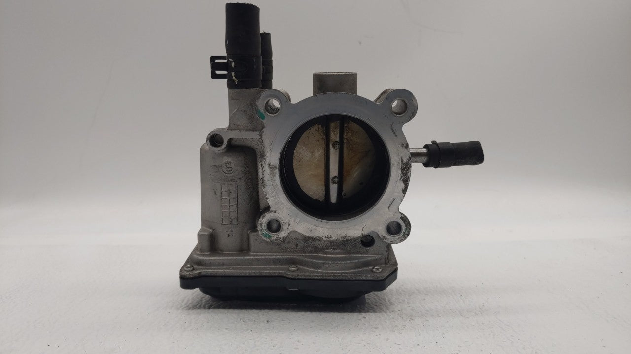 2012-2019 Hyundai Accent Throttle Body P/N:35100-2B300 Fits 2012 2013 2014 2015 2016 2017 2018 2019 OEM Used Auto Parts - Oemusedautoparts1.com