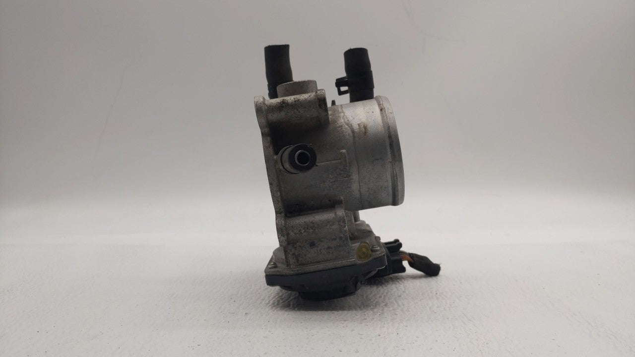 2012-2019 Hyundai Accent Throttle Body P/N:35100-2B300 Fits 2012 2013 2014 2015 2016 2017 2018 2019 OEM Used Auto Parts - Oemusedautoparts1.com