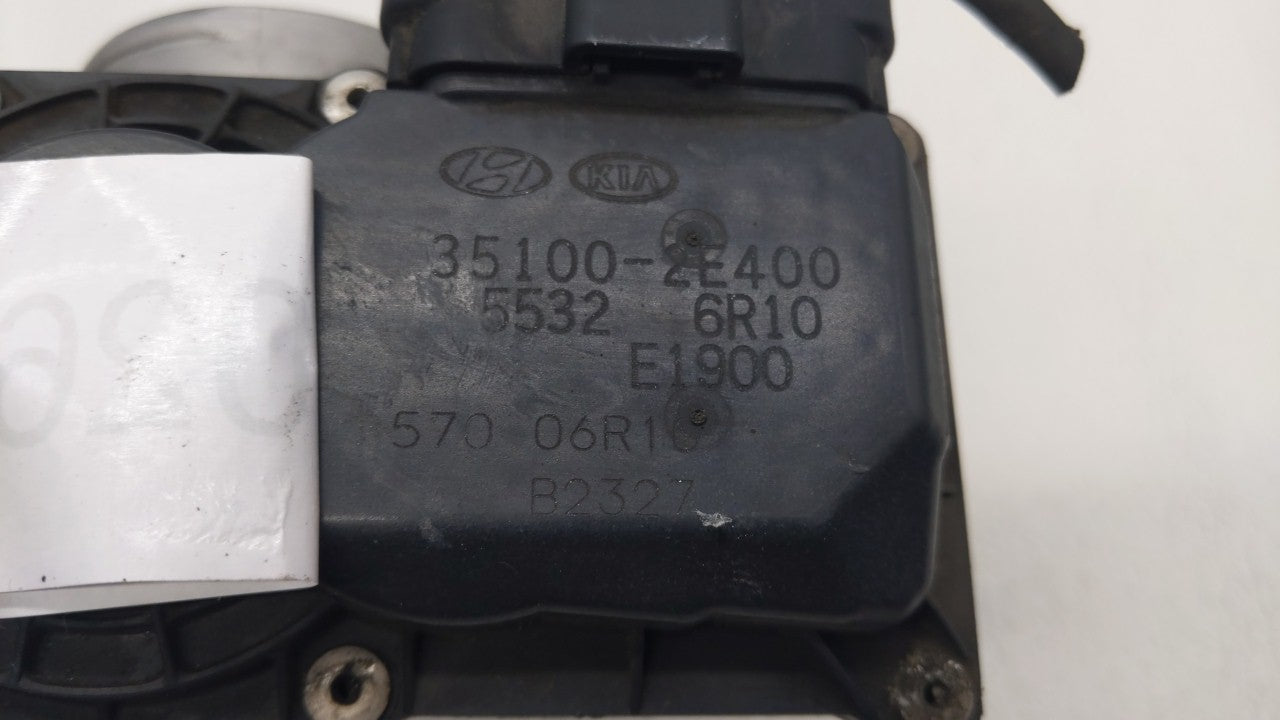 2014-2016 Kia Forte Throttle Body P/N:35100-2E400 35100-2E000 Fits 2012 2013 2014 2015 2016 2018 2019 OEM Used Auto Parts - Oemusedautoparts1.com