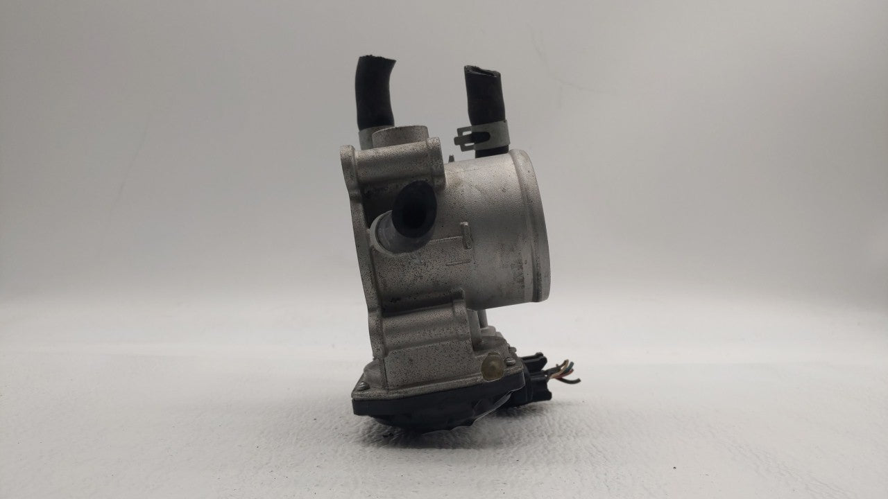 2012-2019 Kia Rio Throttle Body P/N:35100-2B300 Fits 2012 2013 2014 2015 2016 2017 2018 2019 OEM Used Auto Parts - Oemusedautoparts1.com