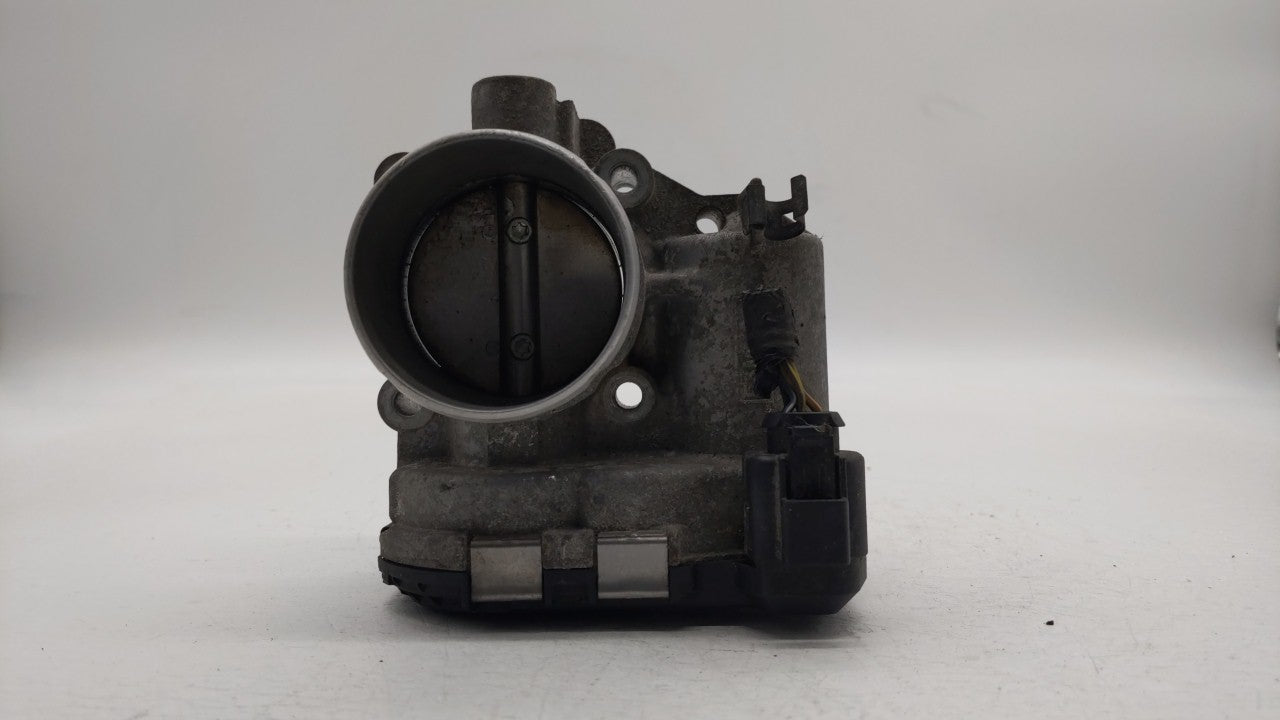 2011-2014 Ford Fiesta Throttle Body P/N:7S7G-9F991-B7A Fits 2011 2012 2013 2014 OEM Used Auto Parts - Oemusedautoparts1.com