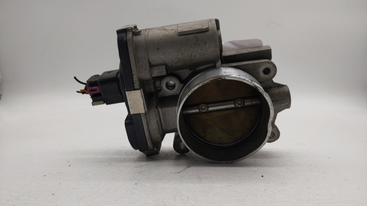 2008-2011 Buick Enclave Throttle Body P/N:995AA Fits 2007 2008 2009 2010 2011 OEM Used Auto Parts - Oemusedautoparts1.com