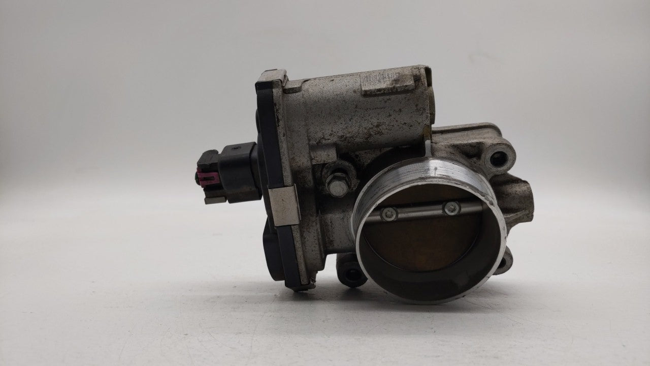 2008-2012 Chevrolet Malibu Throttle Body P/N:668AA Fits 2007 2008 2009 2010 2011 2012 OEM Used Auto Parts - Oemusedautoparts1.com