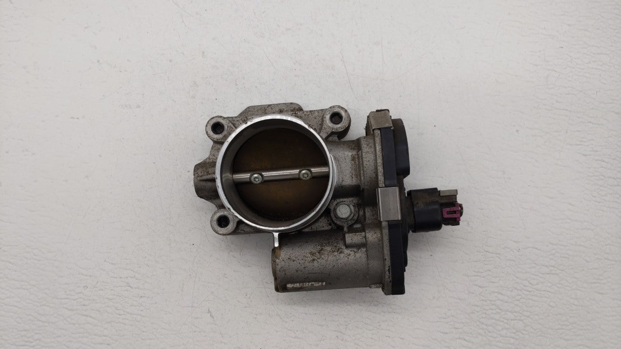 2008-2012 Chevrolet Malibu Throttle Body P/N:668AA Fits 2007 2008 2009 2010 2011 2012 OEM Used Auto Parts - Oemusedautoparts1.com