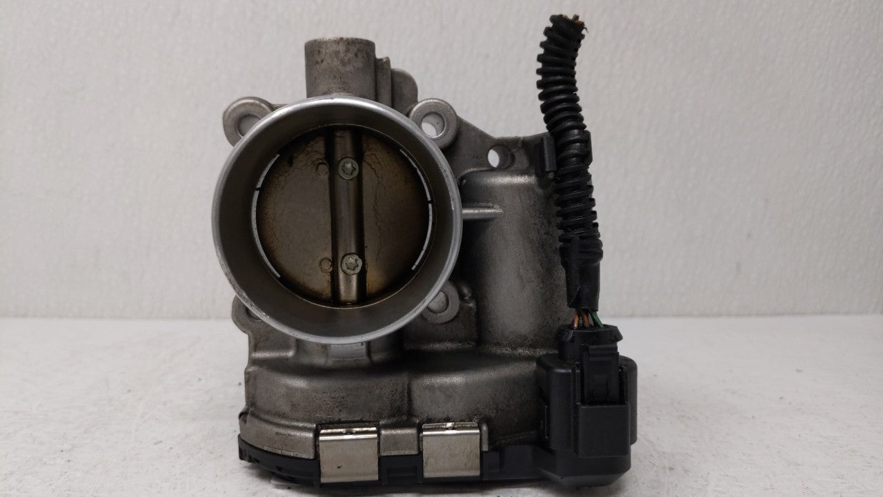 2013-2016 Ford Escape Throttle Body P/N:7S7G-9F991-CA Fits 2013 2014 2015 2016 2017 2018 2019 OEM Used Auto Parts - Oemusedautoparts1.com