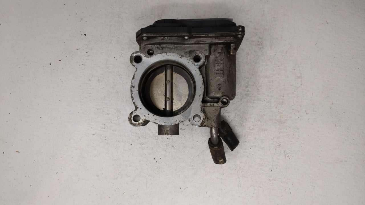 2011-2018 Hyundai Elantra Throttle Body P/N:35100-2E000 Fits 2011 2012 2013 2014 2015 2016 2017 2018 2019 OEM Used Auto Parts - Oemusedautoparts1.com