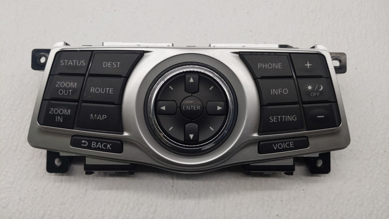 2012-2012 Infiniti Fx35 Radio Control Panel - Oemusedautoparts1.com