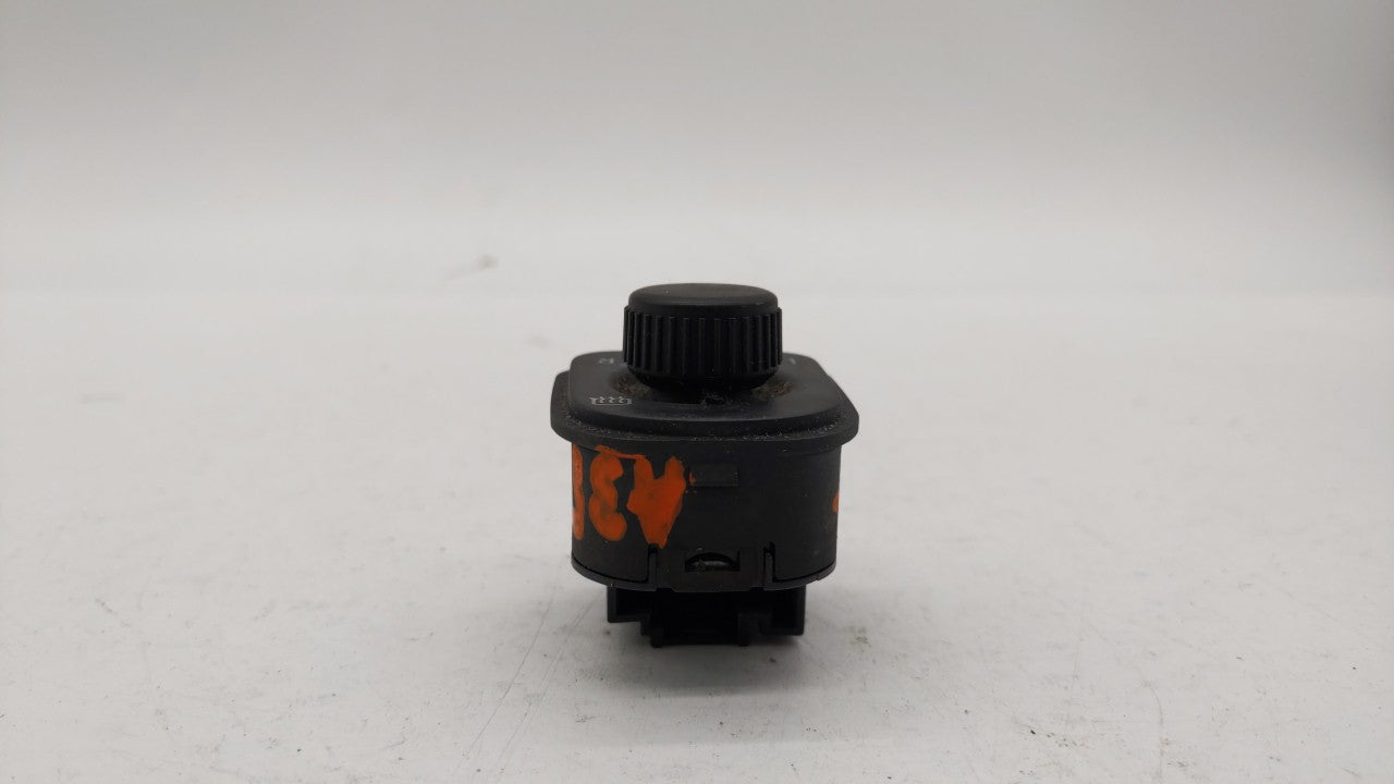 2009-2010 Volkswagen Passat Master Power Window Switch Replacement Driver Side Left P/N:1K4 959 857 B 1K0 959 565 K Fits OEM Used Auto Parts - Oemusedautoparts1.com