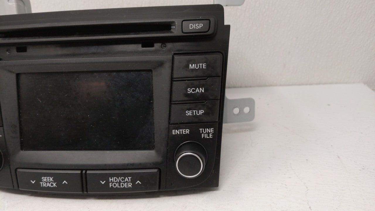 2014-2015 Hyundai Sonata Radio AM FM Cd Player Receiver Replacement P/N:96180-3Q8504X 96180-3Q8004X Fits 2014 2015 OEM Used Auto Parts - Oemusedautoparts1.com