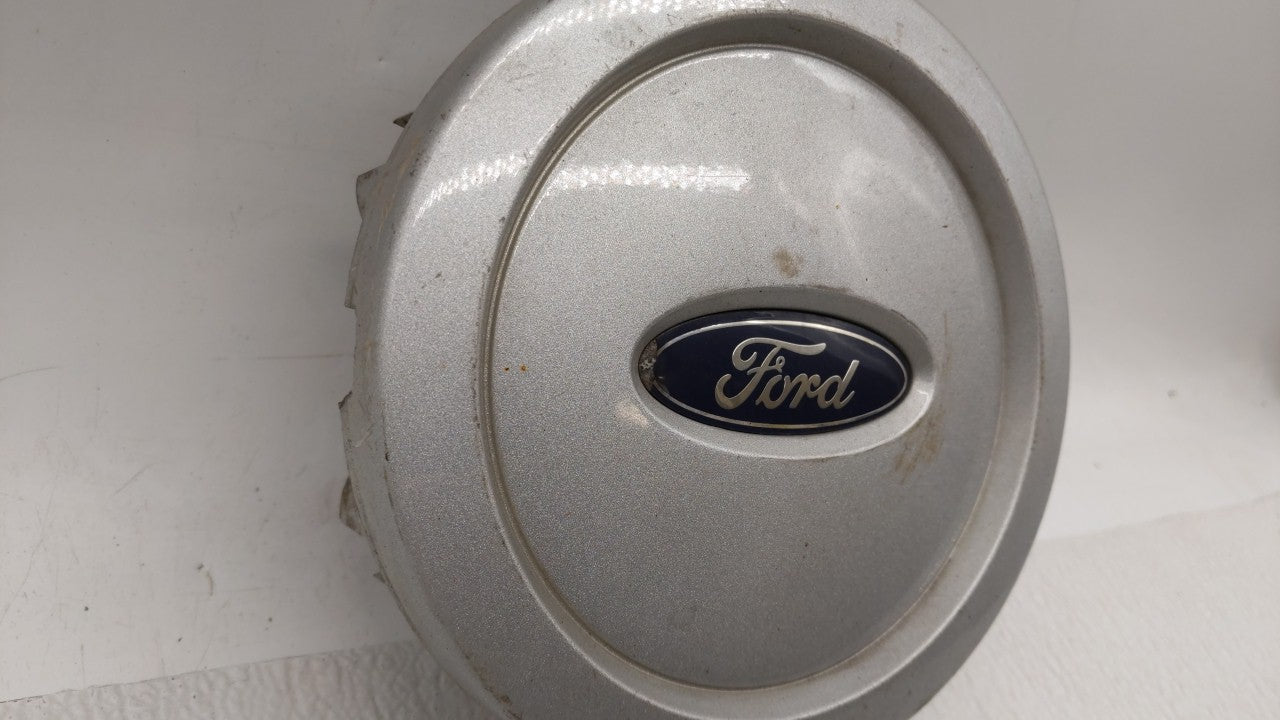 2003 Ford Expedition Rim Wheel Center Cap - Oemusedautoparts1.com